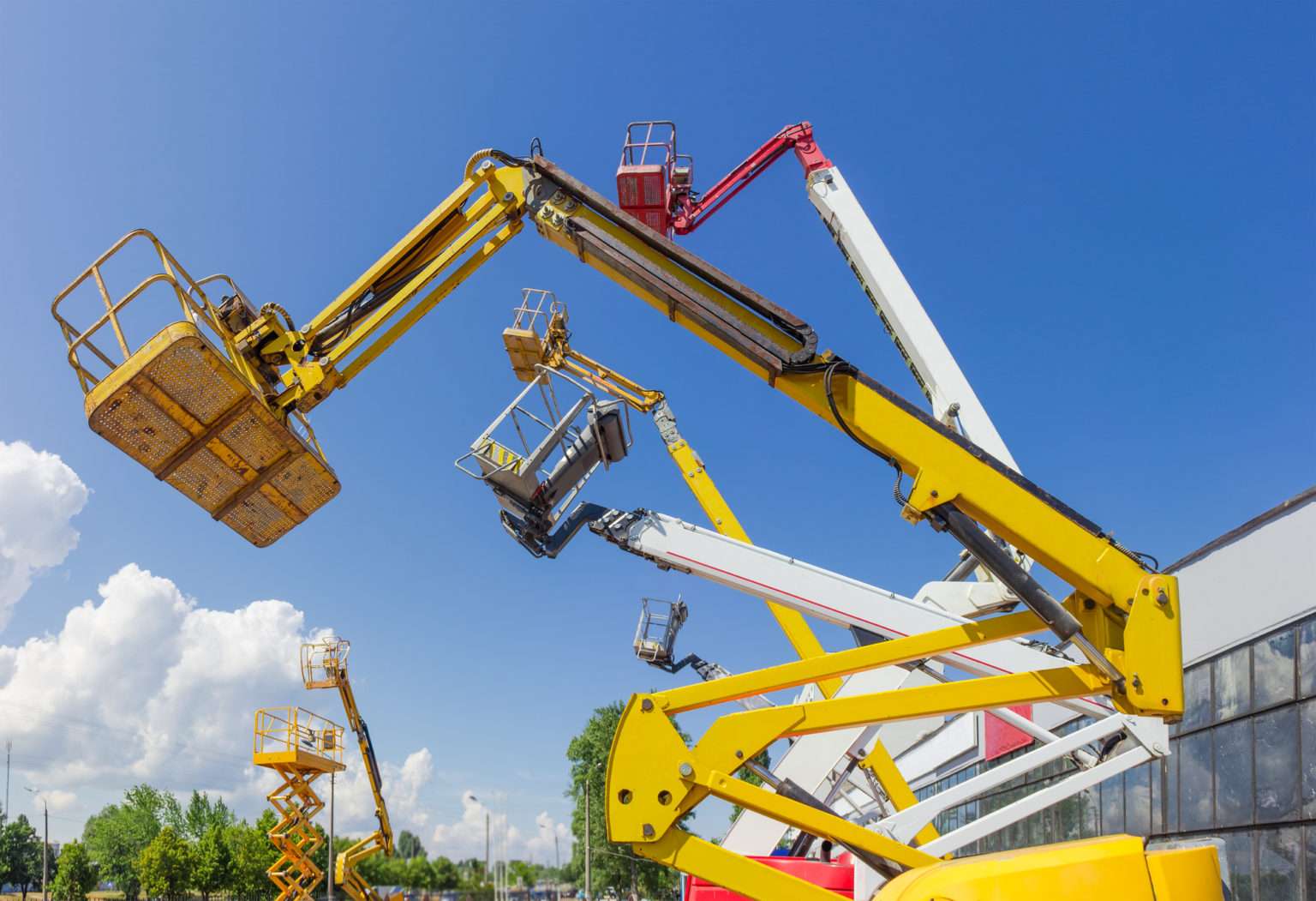 9 Types of Construction Lifts 2022 Guide for Aerial Lifts aerialtitans